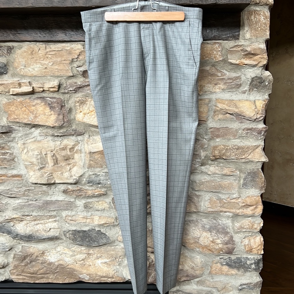 Hugo Boss Suit - Picture 6 of 7